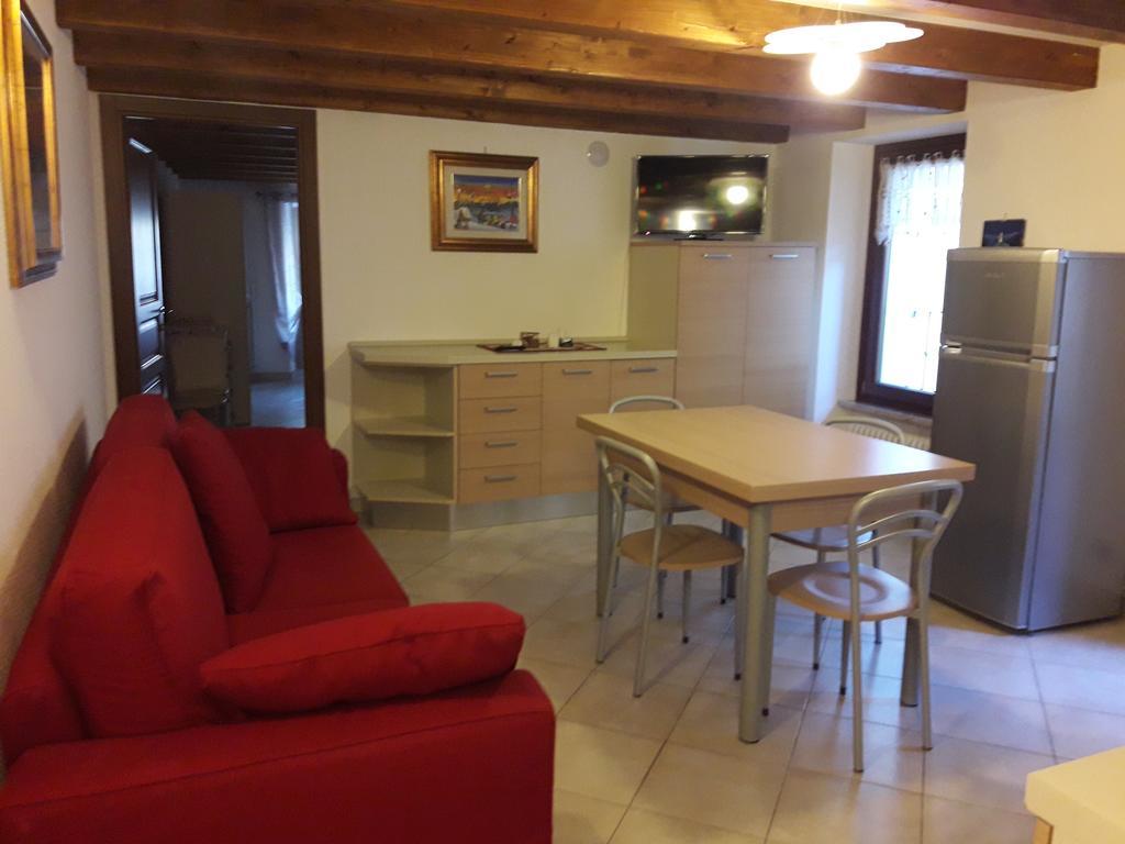 אאוסטה Appartamento" Le Bourg 61" Vda Cir 0208 מראה חיצוני תמונה